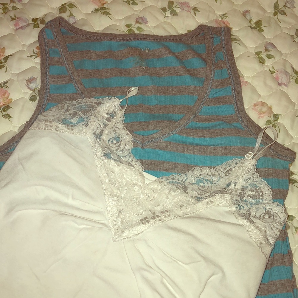 🔥5 for $25🔥 Old Navy Tank Top and Cami